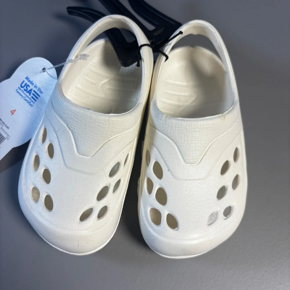 Wonder Nation Kids White Clogs Size 4‎ Made in USA Comfort Slip On Sandals Shoes